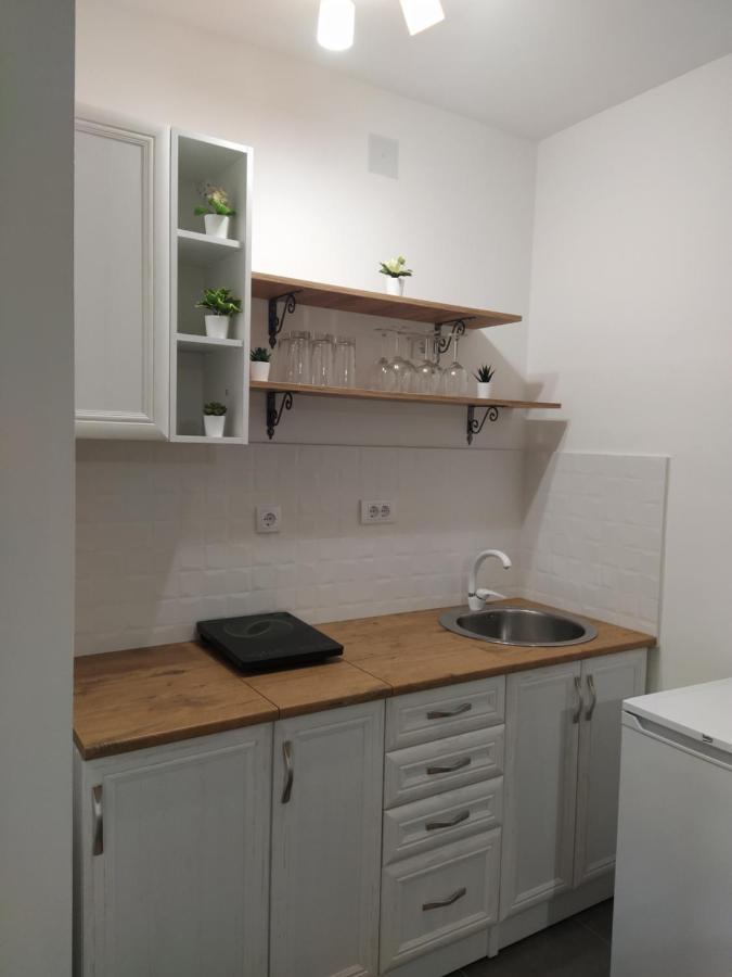 Domacinstvo Kod Gere Bed & Breakfast Crni Vrh ภายนอก รูปภาพ
